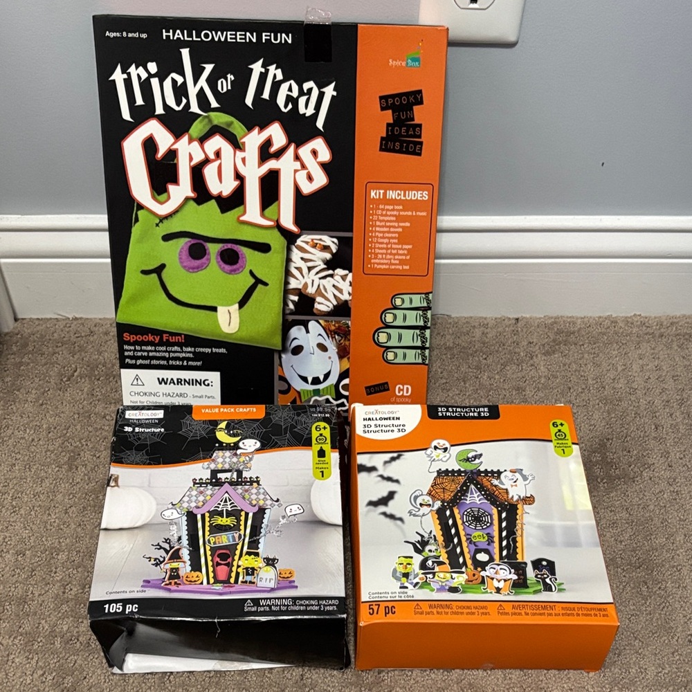 Spooky Fun Halloween Craft Kit for Kids - Green, Black, Orange
